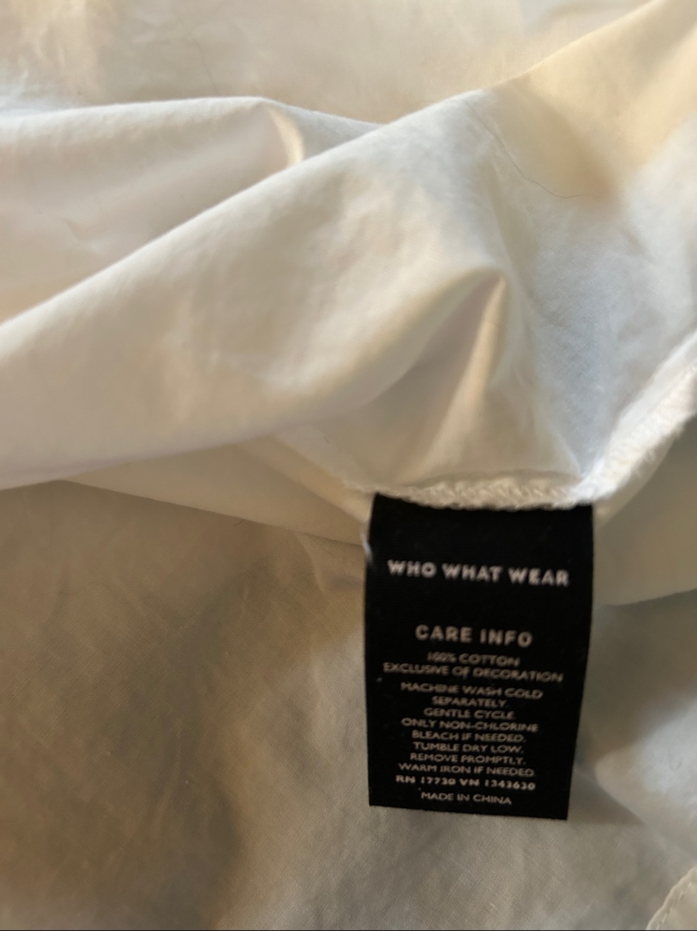 Who What Wear White Ruffled Tier Sleeve Blouse; 100% cotton; medium - Picture 9 of 9